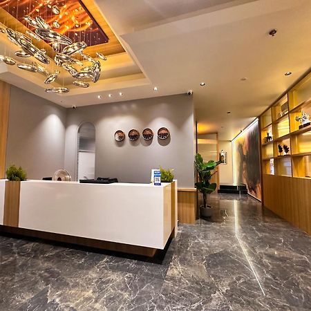 Hotel Park Royal Dwārka Extérieur photo